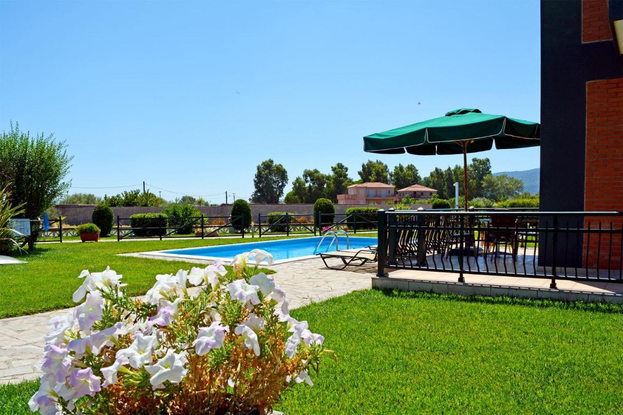 Kalloni Beach Villas スカラ・カロニス エクステリア 写真
